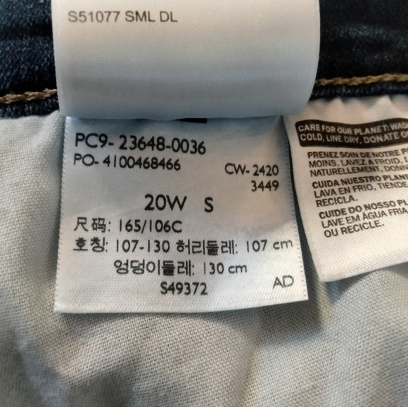 Levi’s Boyfriend Plus Size Straight Leg Light Wash Jeans Size 20W - Picture 6 of 7